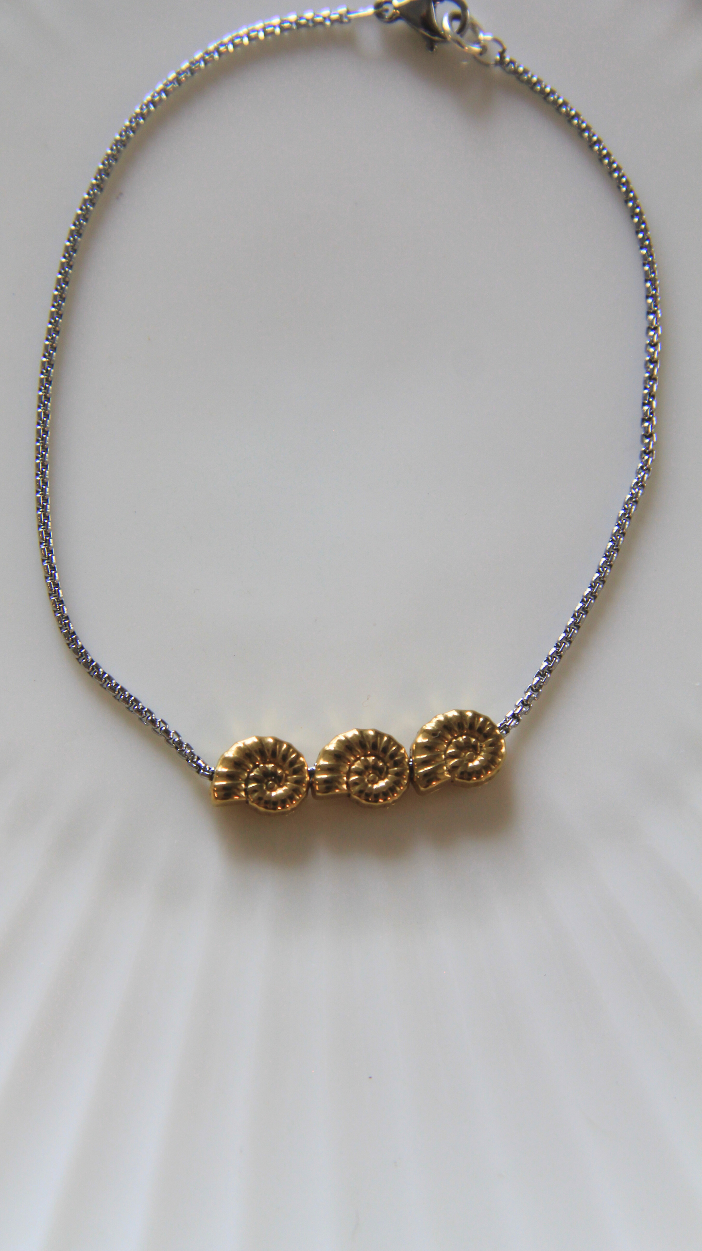 The Two-Toned Turbo Shell Bracelet