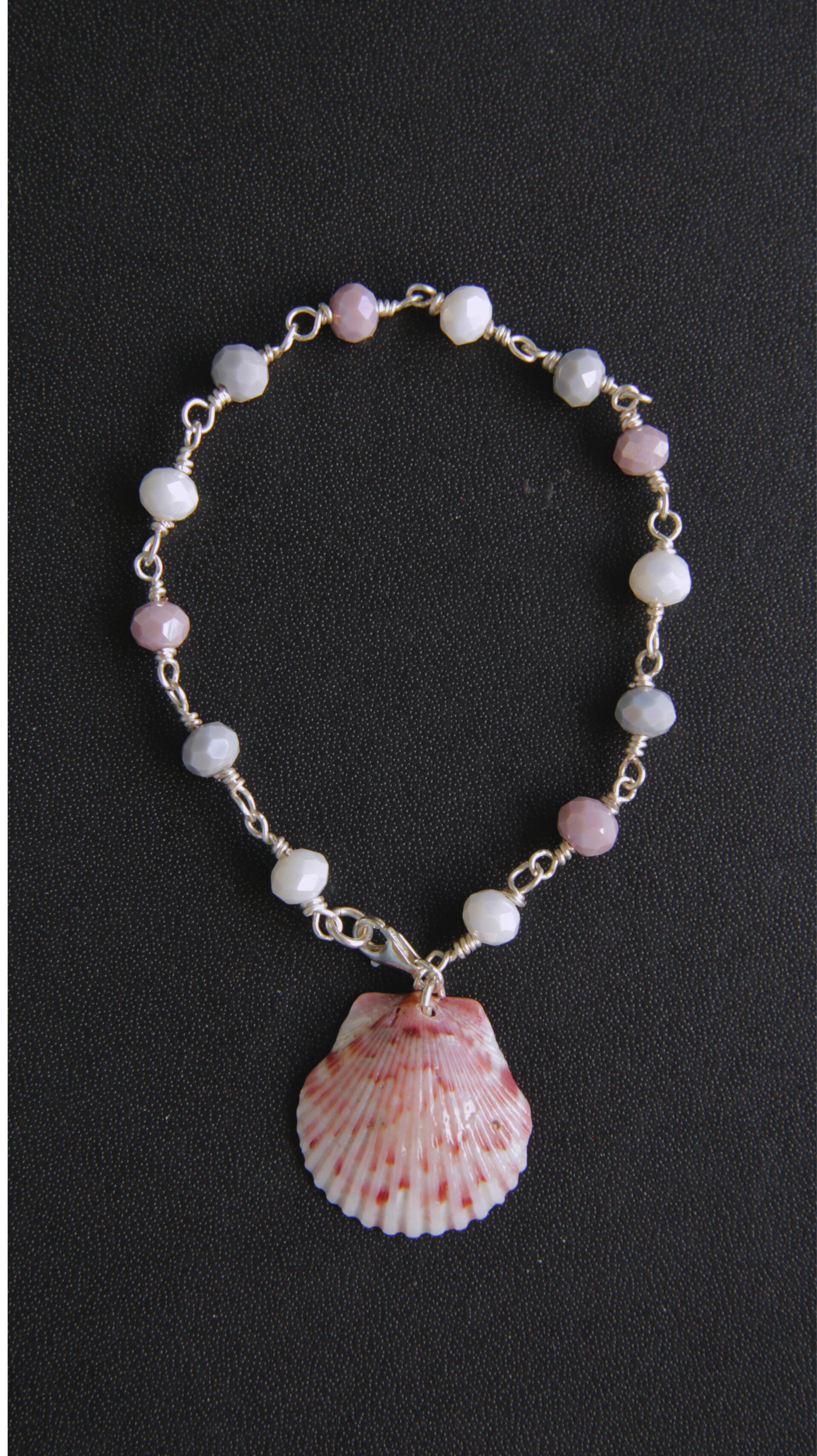 Mauve Beaded Shell Bracelet