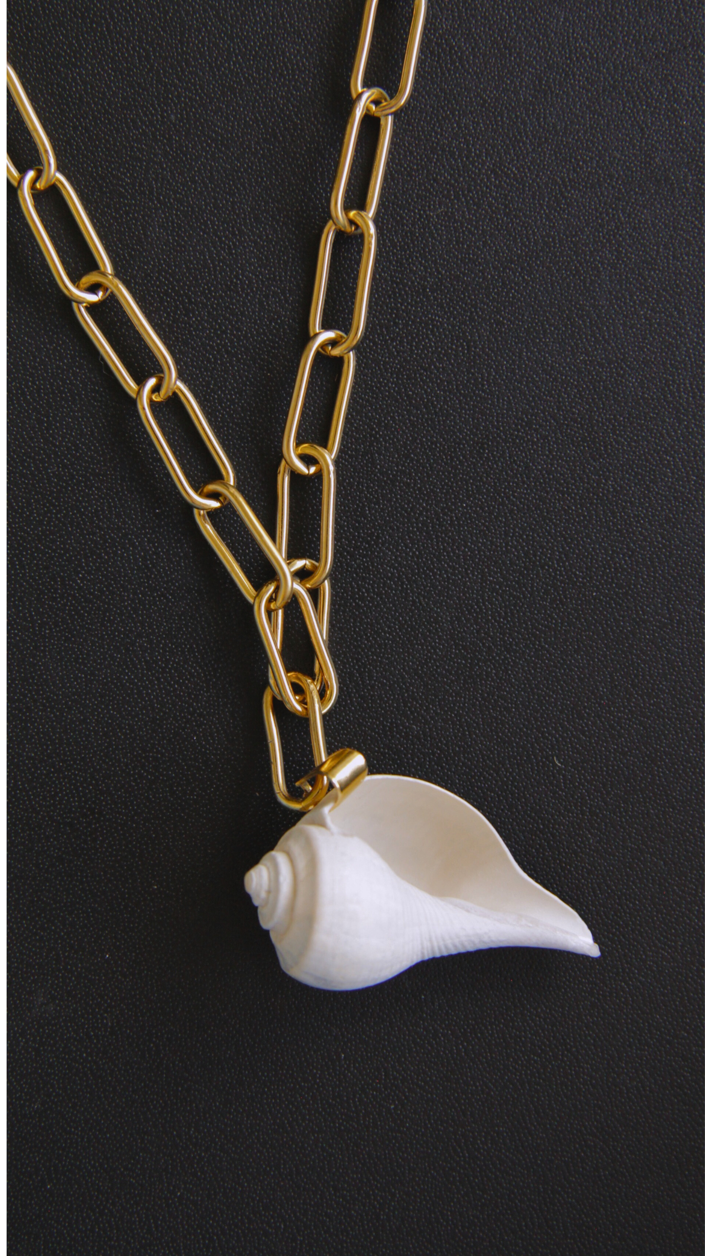 White Swirly Shell Necklace