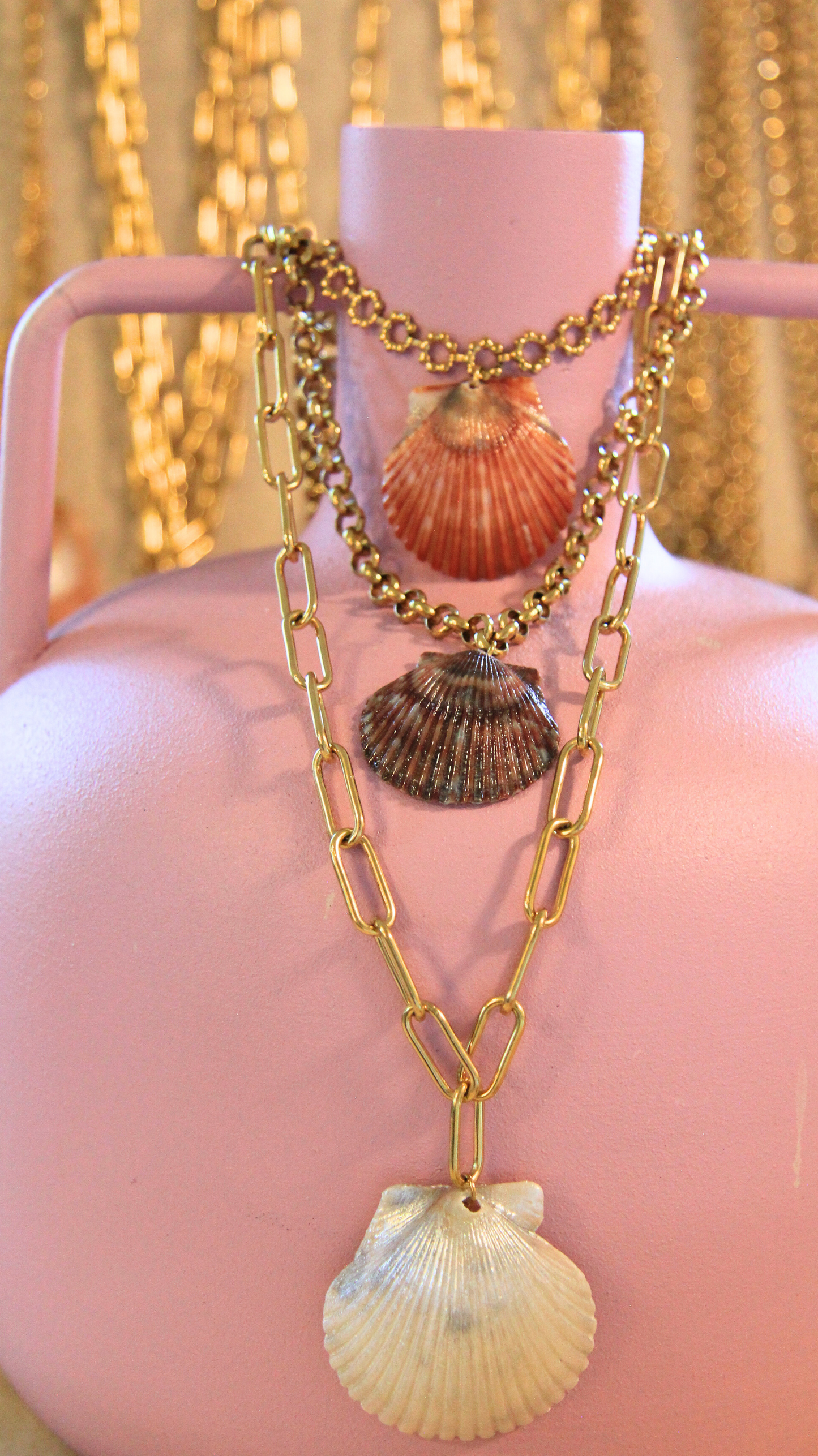 Gold Paperclip Chain Shell Necklace