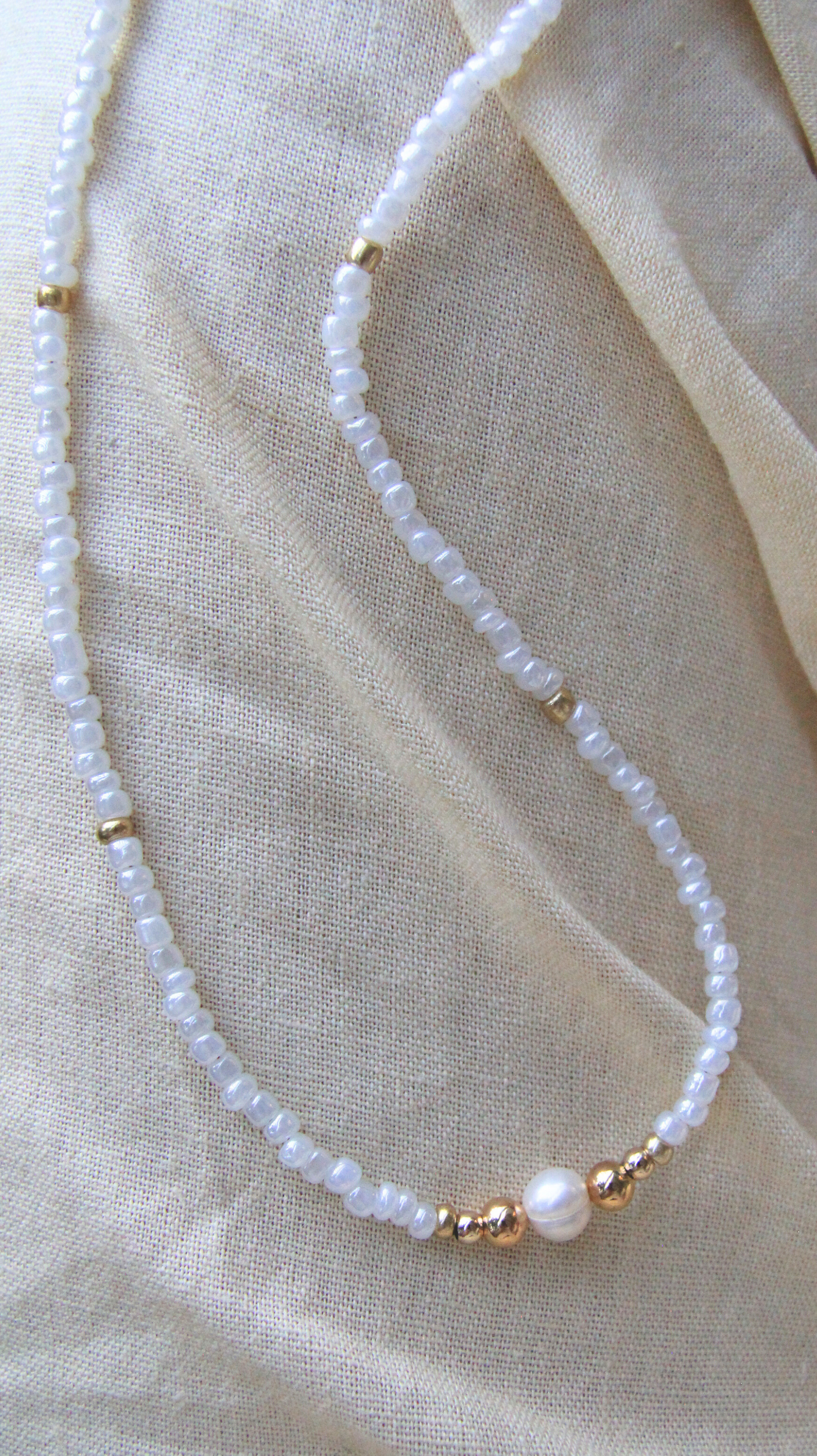 White Pearl Beaded Necklace