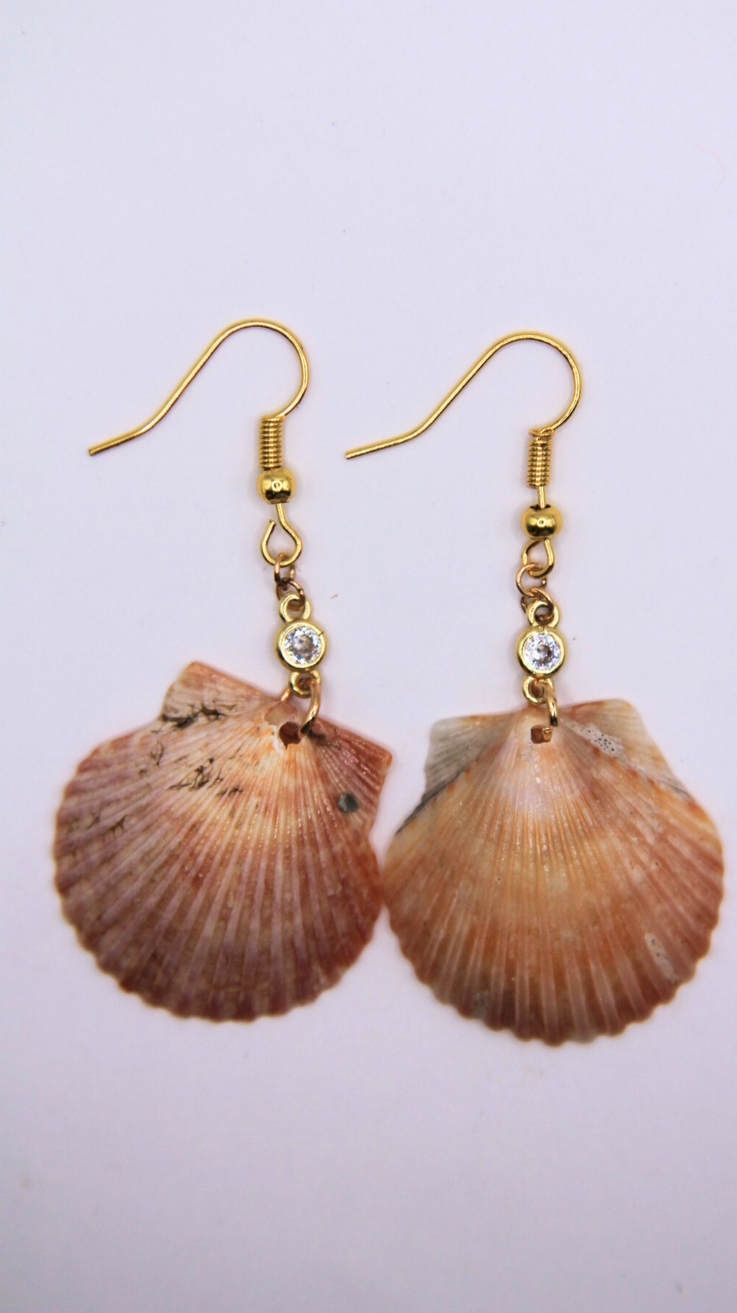 The Glam Shell Earrings