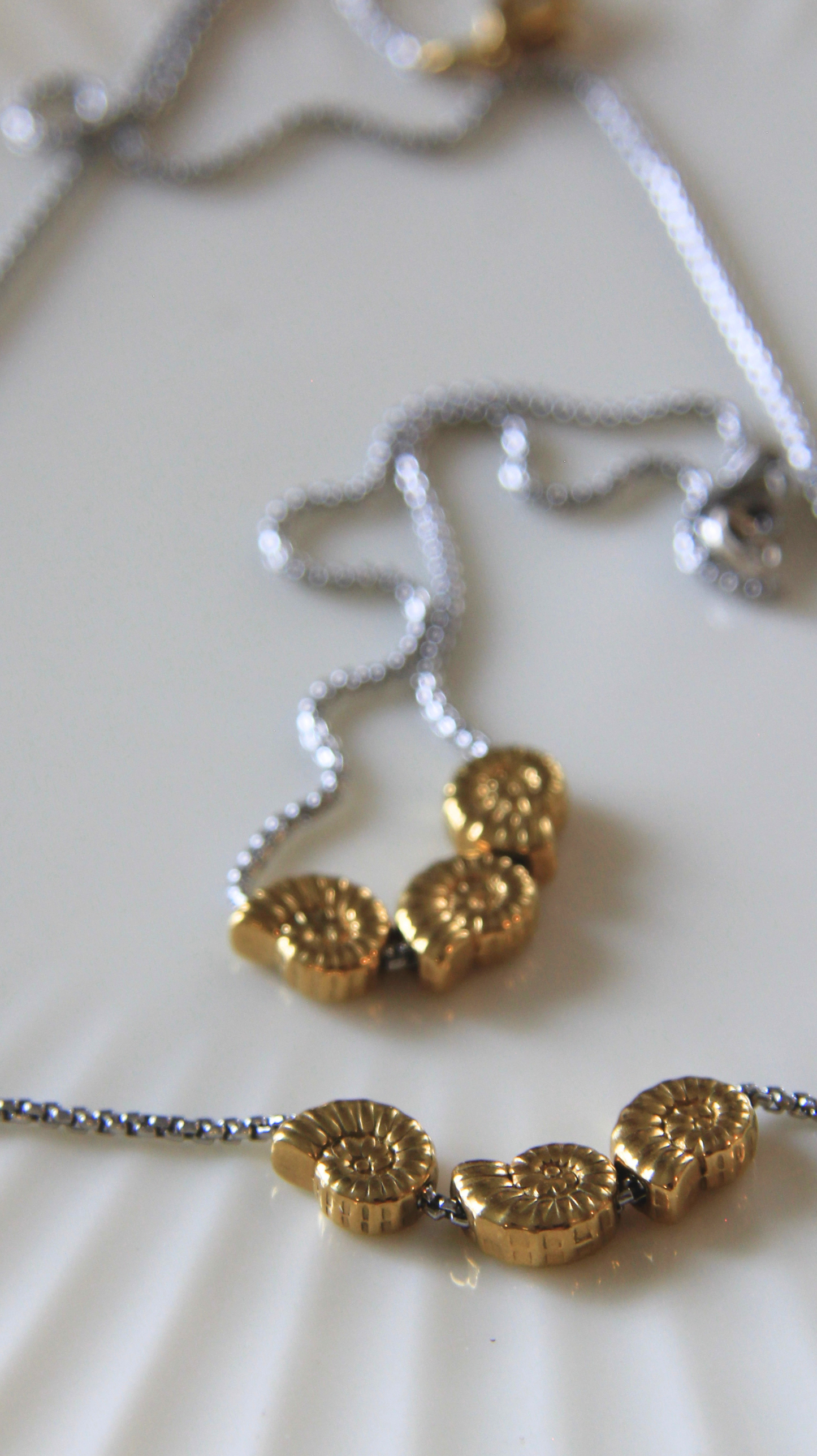 The Two-Toned Turbo Shell Bracelet