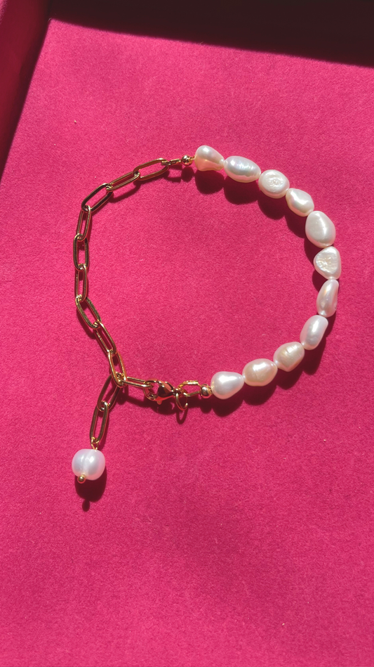 The Half Pearl Bracelet