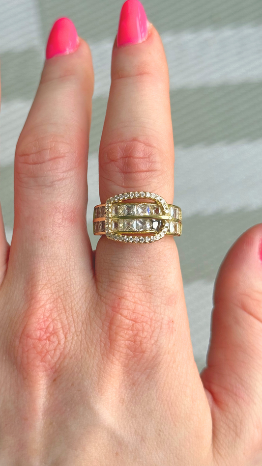 The Buckle Ring