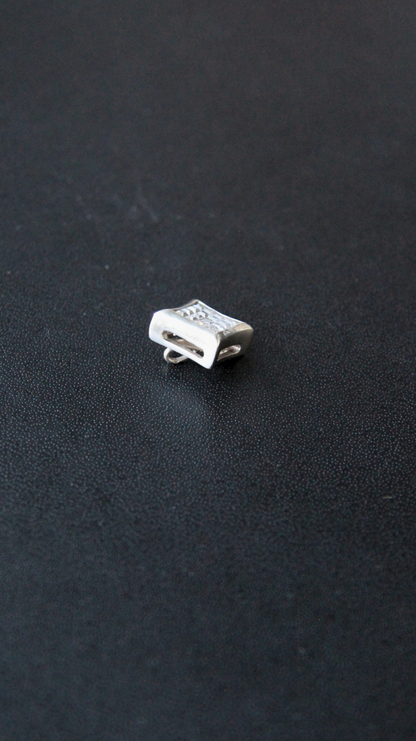 Silver Twinkle Pendant