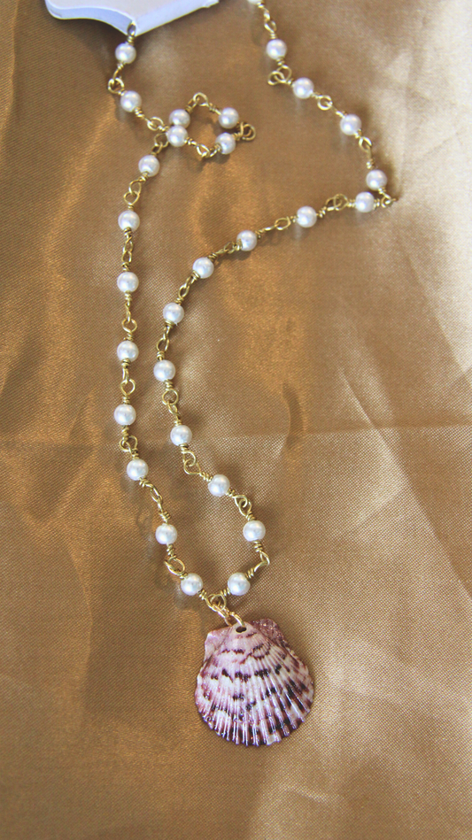The Purple & Pearl Beaded Shell Necklace
