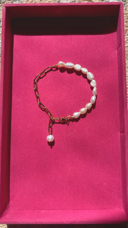 The Half Pearl Bracelet