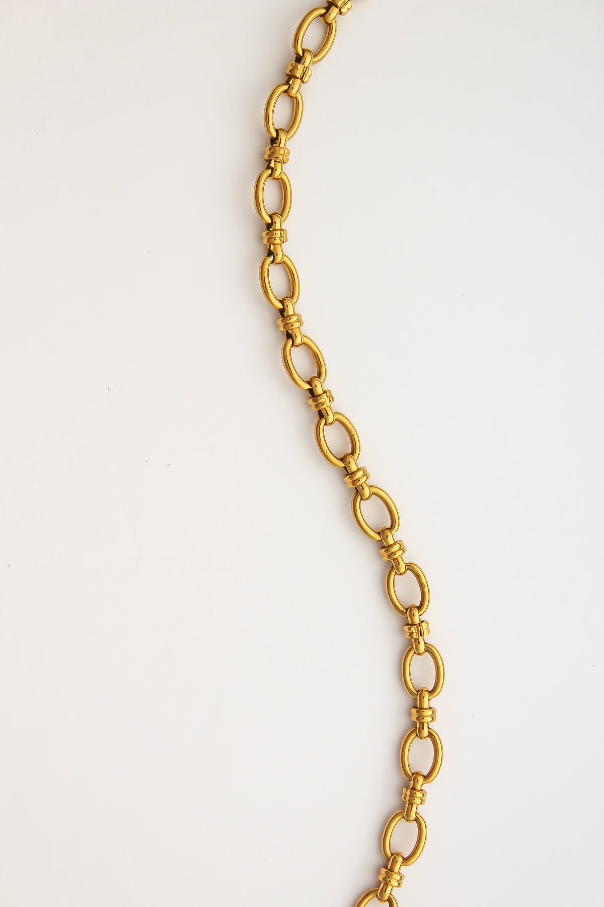 The Antique Carol Necklace