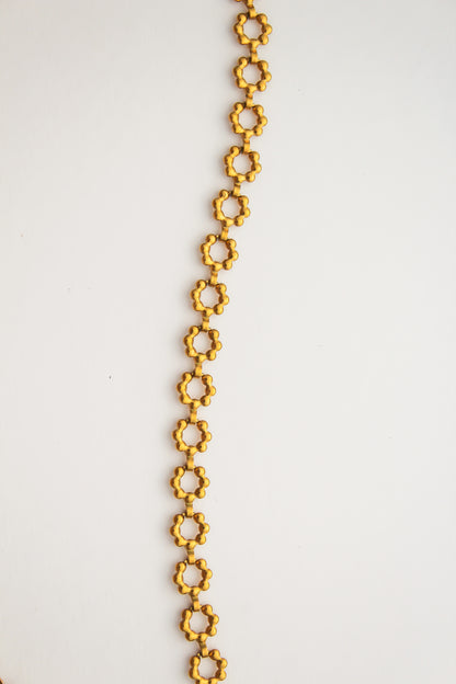 The Flower Chain Necklace