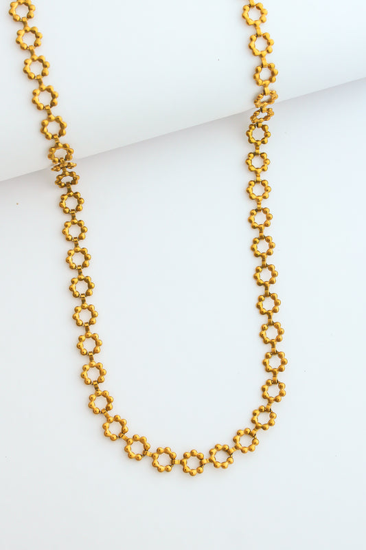 The Flower Chain Necklace
