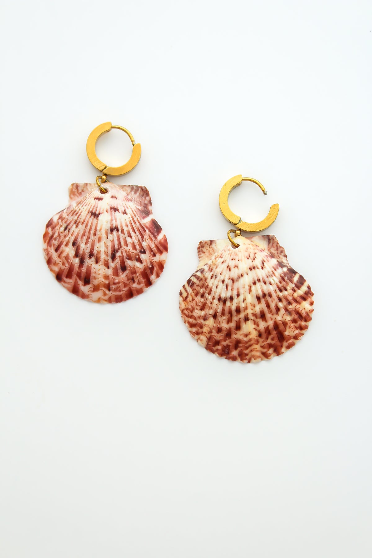 The Thick Huggie Shell Earrings