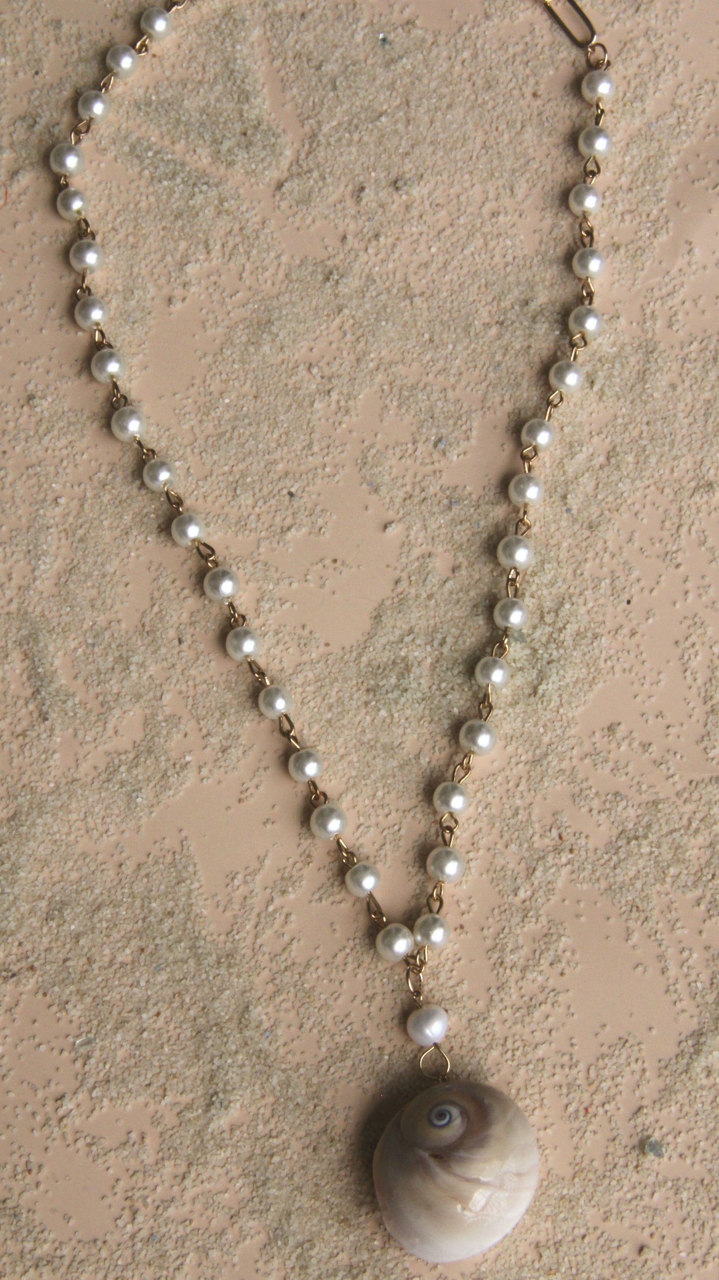 The Pearl Girl Necklace