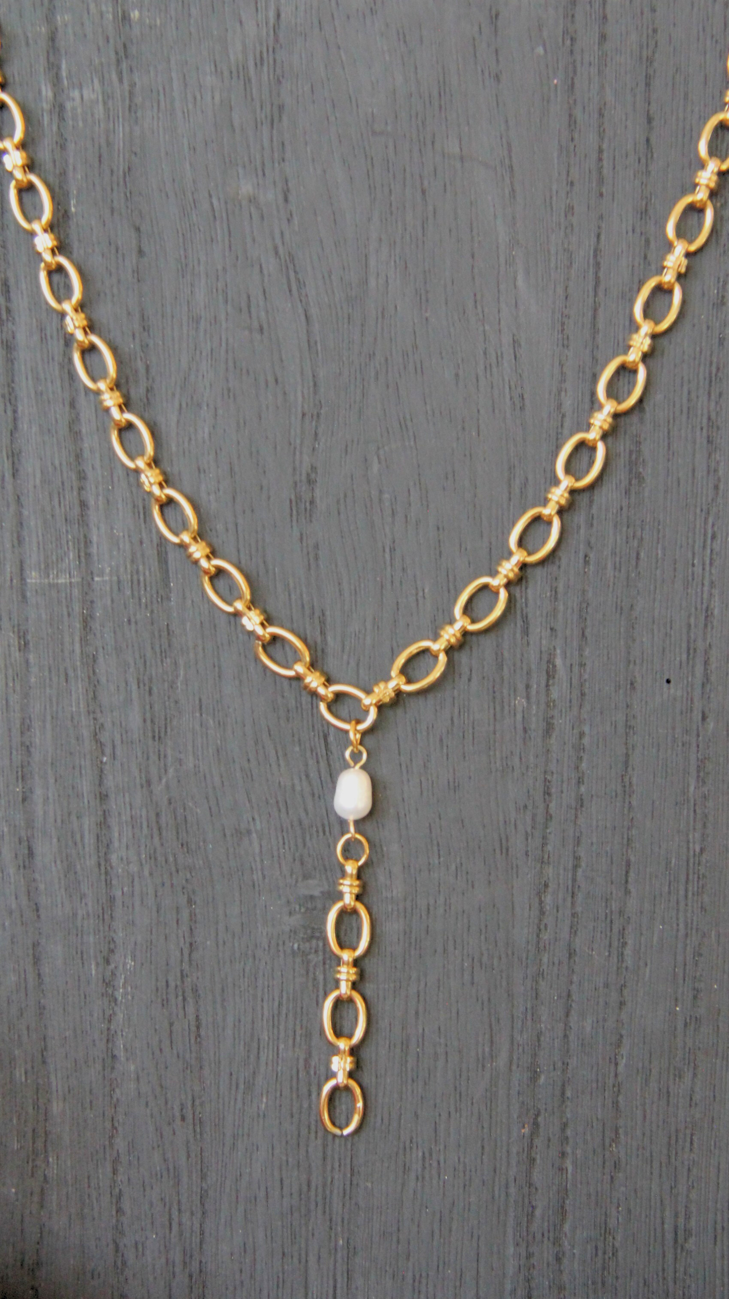 The Feyre Lariat Necklace