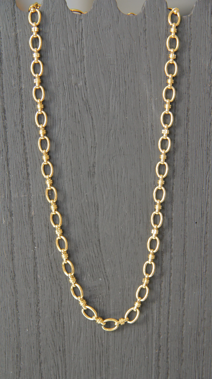 The Antique Carol Necklace