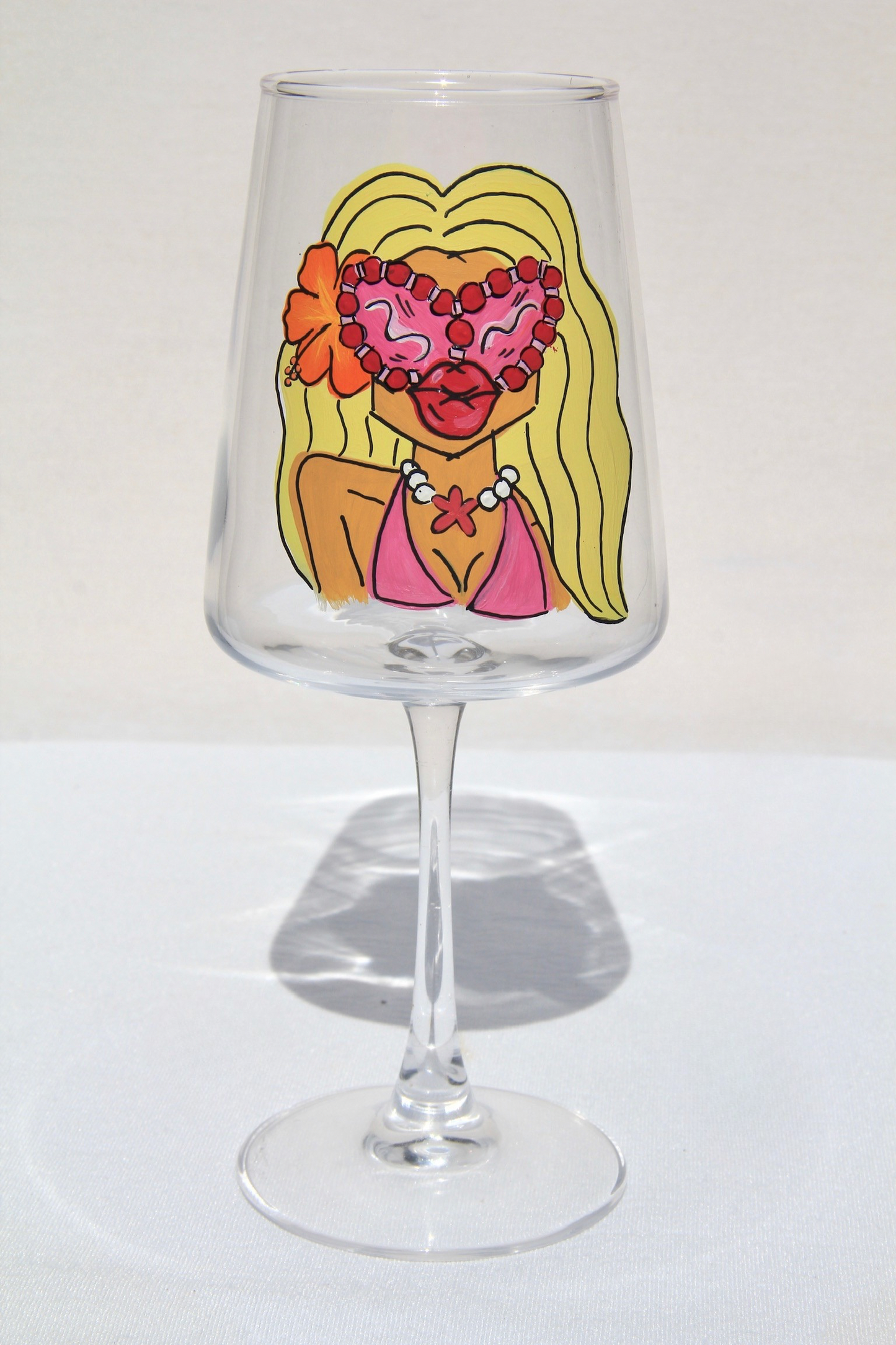 The Beach Babe Wine Glass