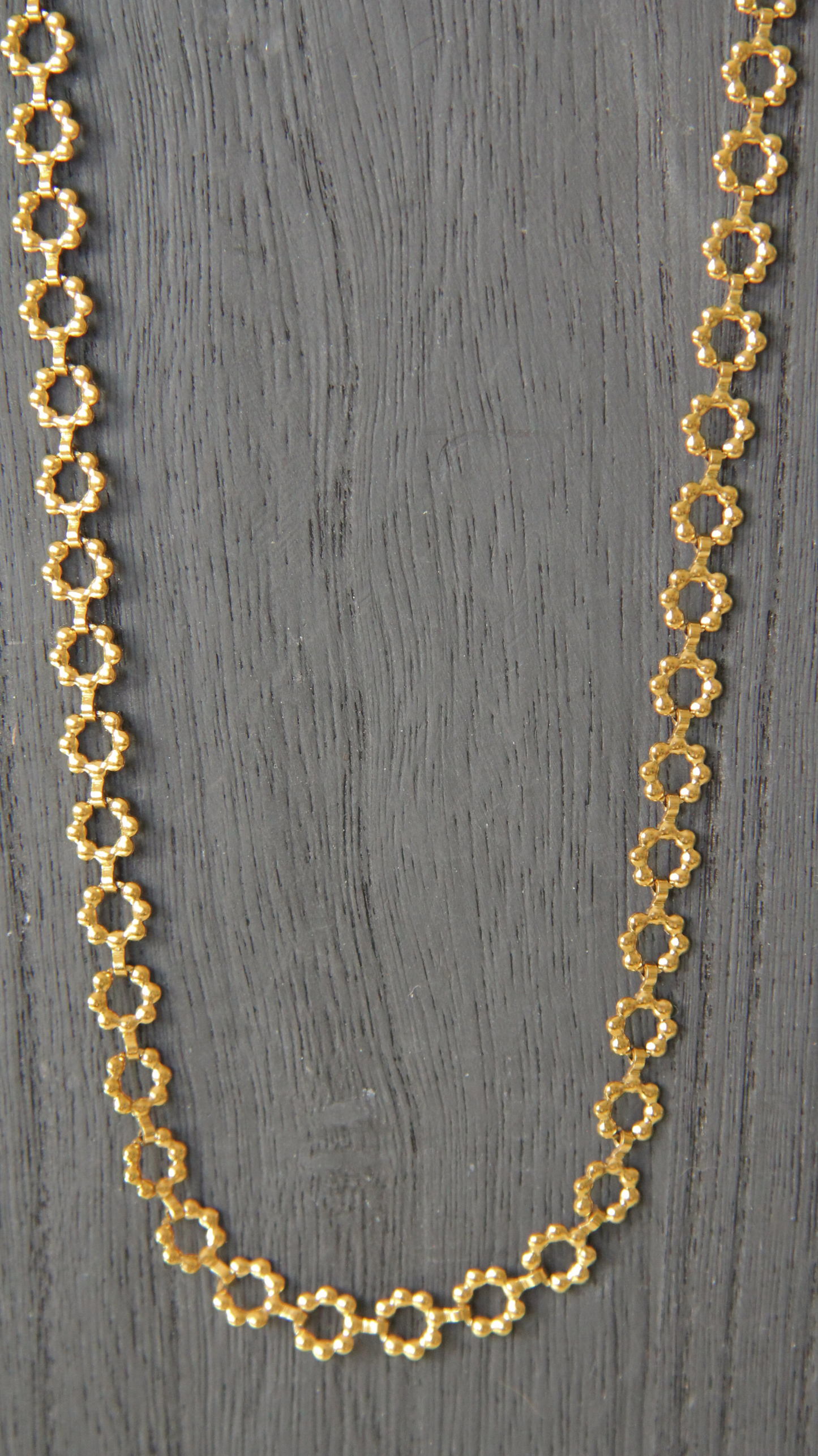 The Flower Chain Necklace