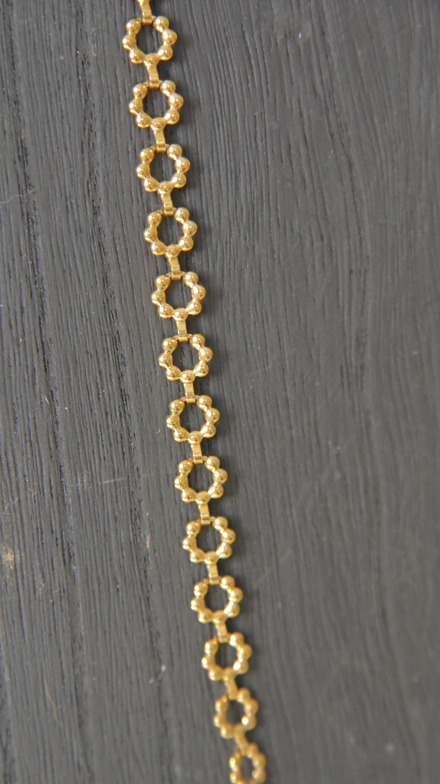 The Flower Chain Necklace