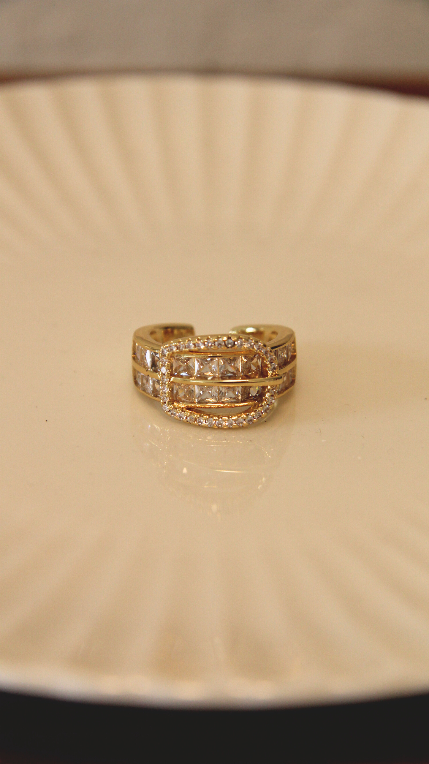 The Buckle Ring