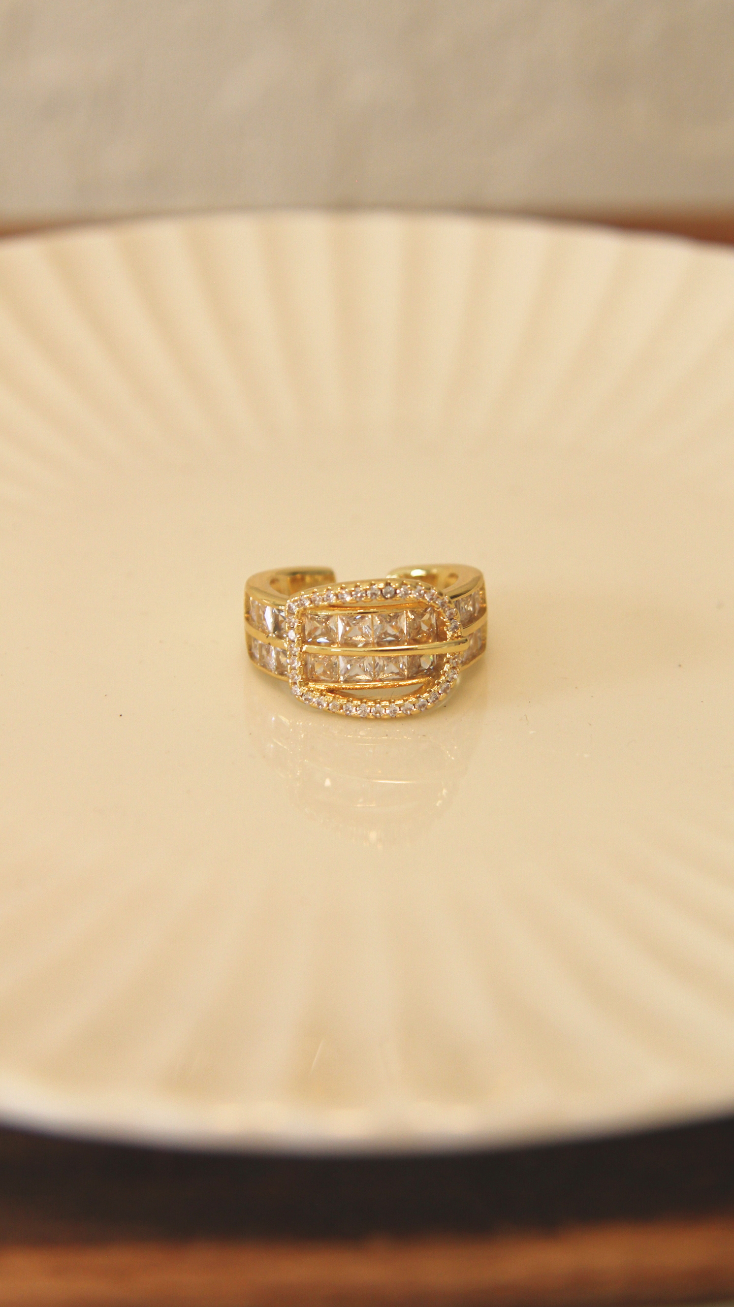 The Buckle Ring