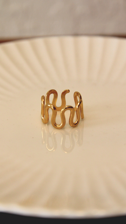 The Wave Ring