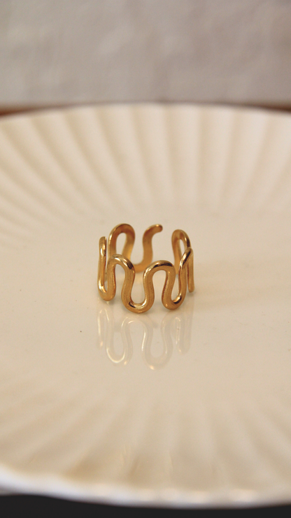 The Wave Ring