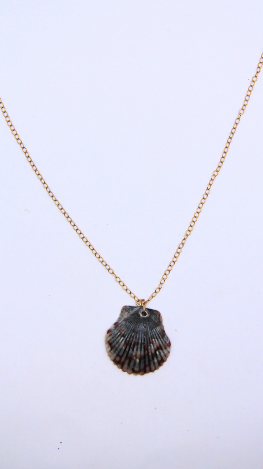 The Iris Necklace