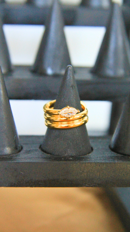 The Sparkle Swirl Ring