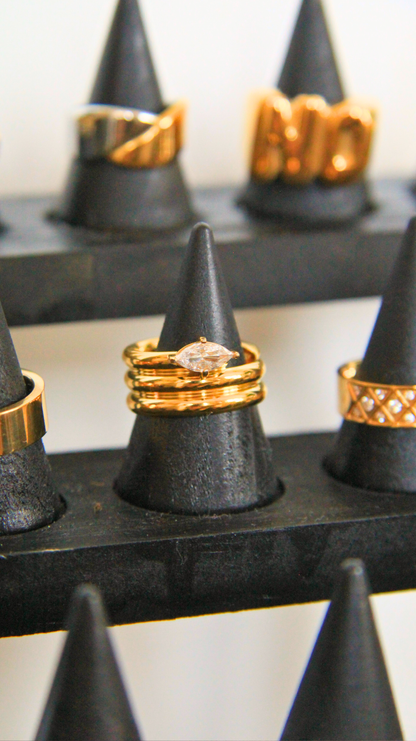 The Sparkle Swirl Ring