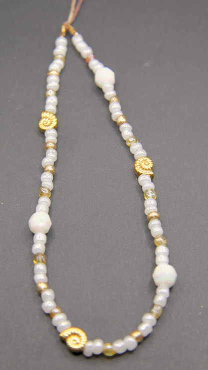 The White Shelly Phone Chain